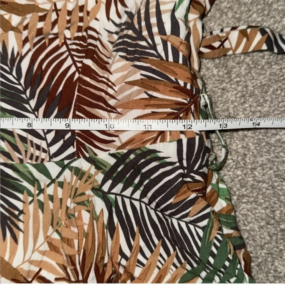 Tropical Leaf Print One Shoulder Romper - Picture 9 of 9